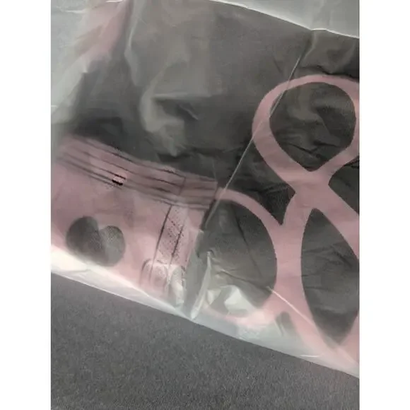 Sabrina Carpenter Size L House Tour Shirt New Sealed Short N Sweet Tour Limited